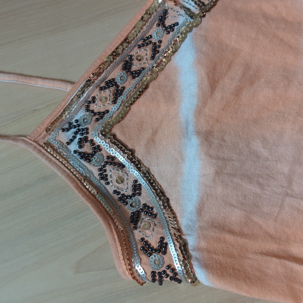 Express Sequin Tank Top - Picture 2 of 3